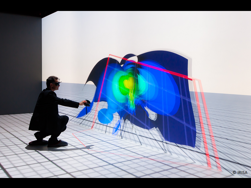 Immersive collaborative scientific visualization